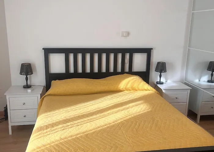 Cozy With Garden And Free Parking - Close To Hospital *